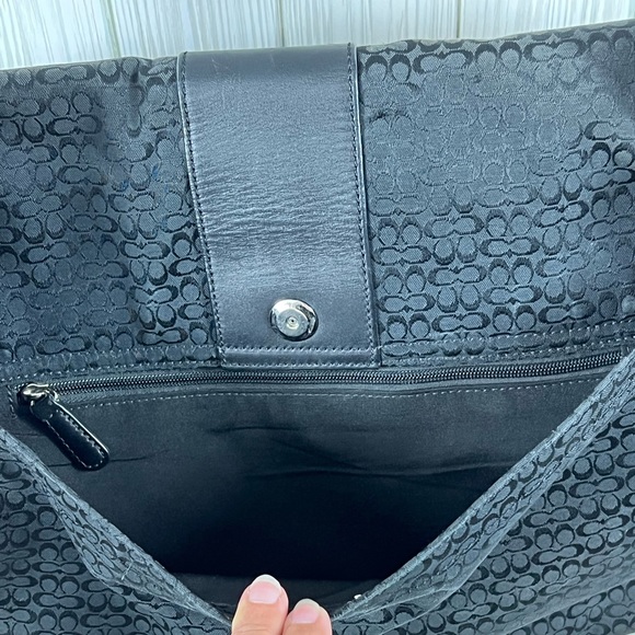 Coach Hudson Signature Commuter Bag Large - Picture 5 of 9